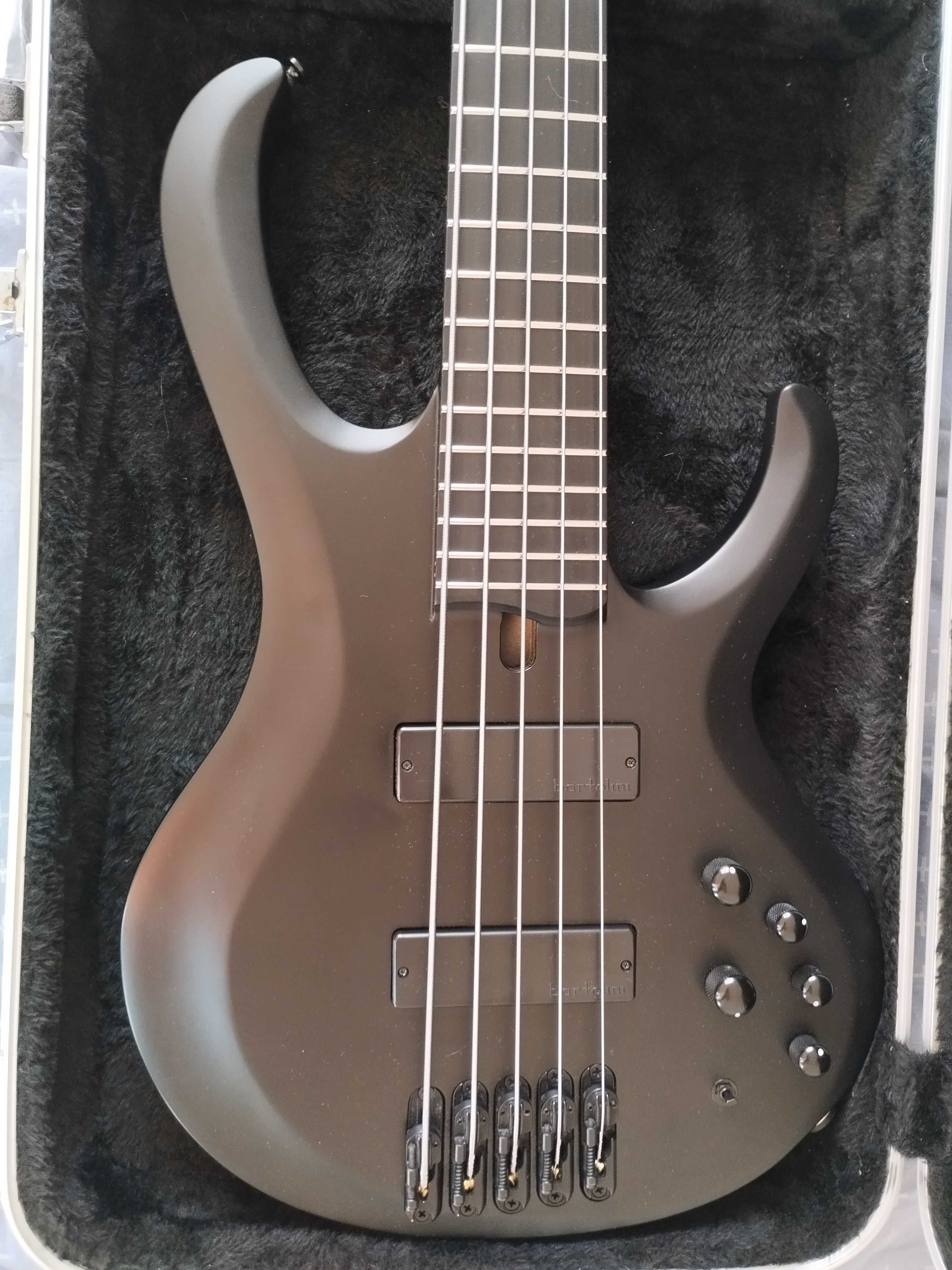 Gitara basowa Ibanez BTB625EX BKF