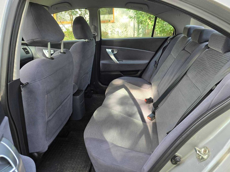 Nissan Primera P12 1.8