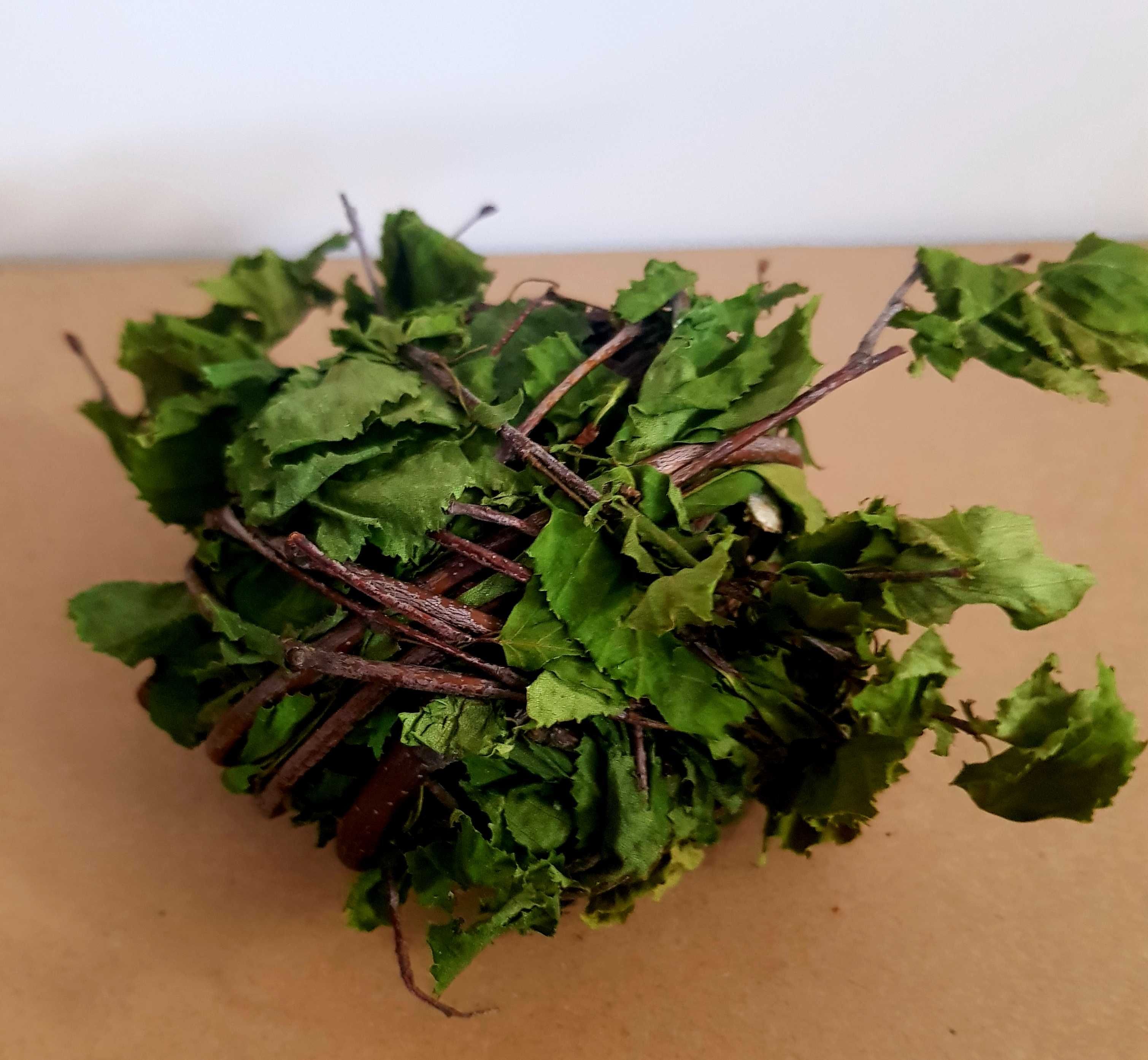 Kula brzozowa z liśćmi 9-10 cm 60g zabawka dla królików Folwark Okopy