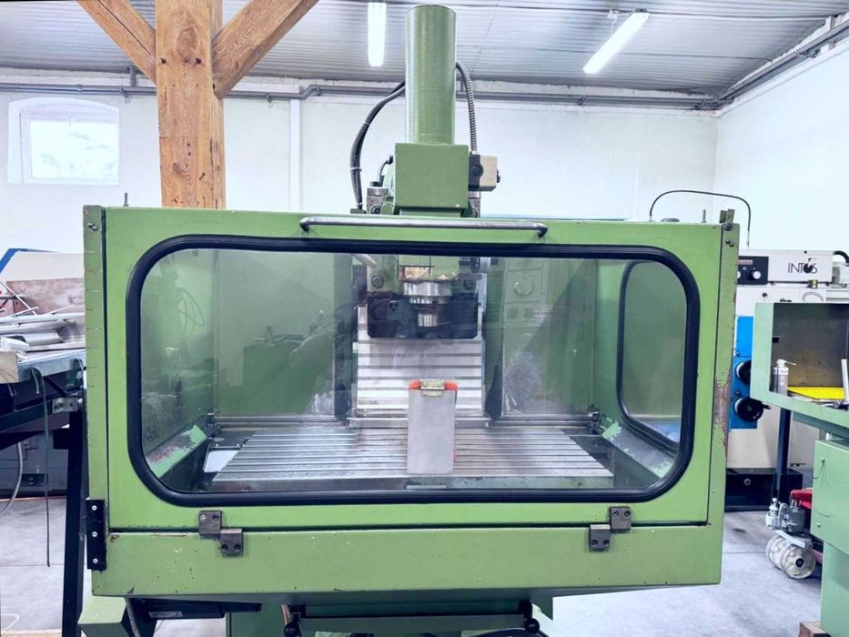 Frezarka uniwersalna AVIA FNF 40C |stan oryginalny | zobacz FILM