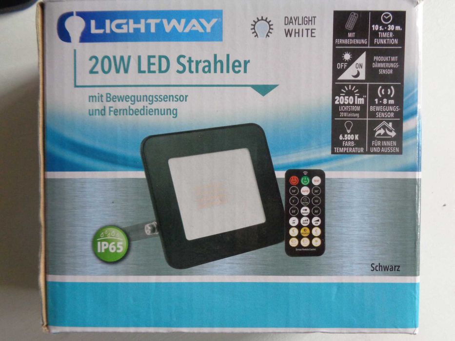 Zewnętrzna i wewnętrzna lampa led z czujnikiem ruchu - 20 W - Lichtway