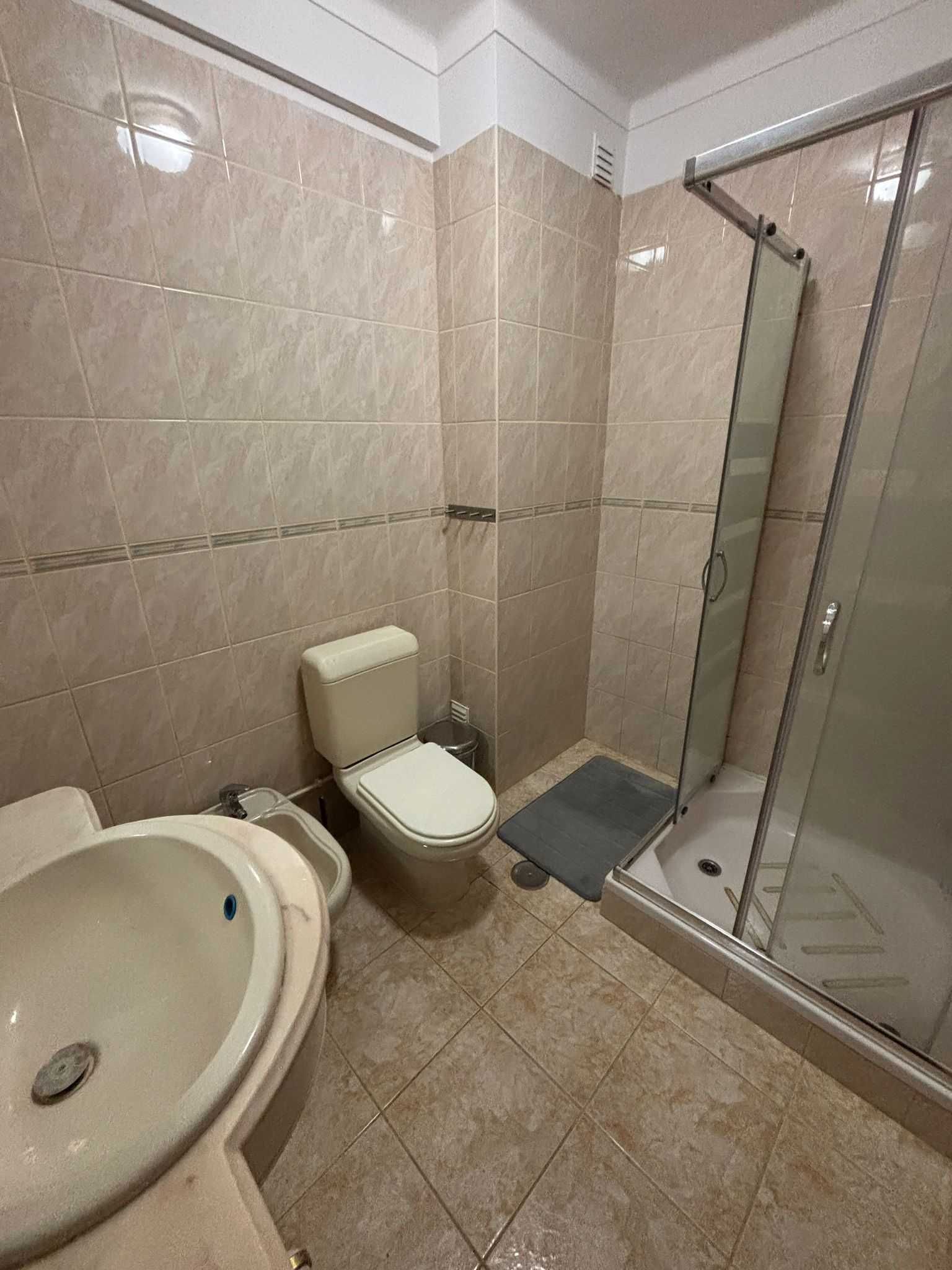 Quartos para arrendar - Coimbra