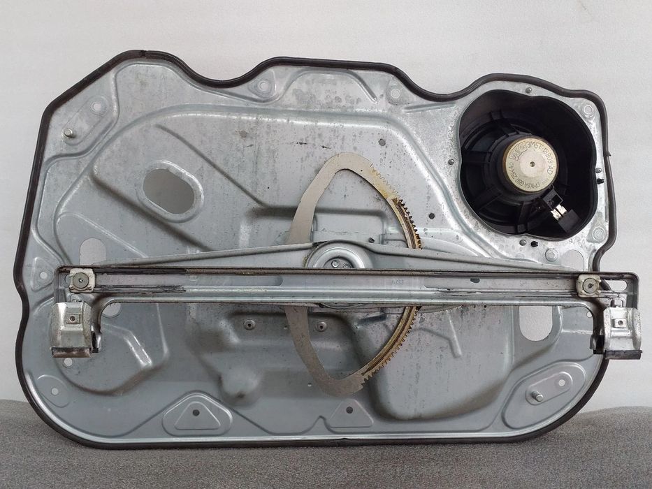 Elevador vidros frente esquerdo FORD Focus II (DA_)
