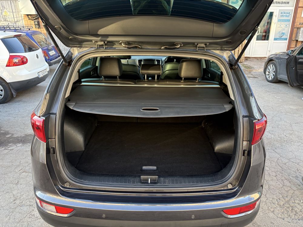 В Житомирі Volkswagen Passat B8 2016 2л дизель автомат праве кермо CRL