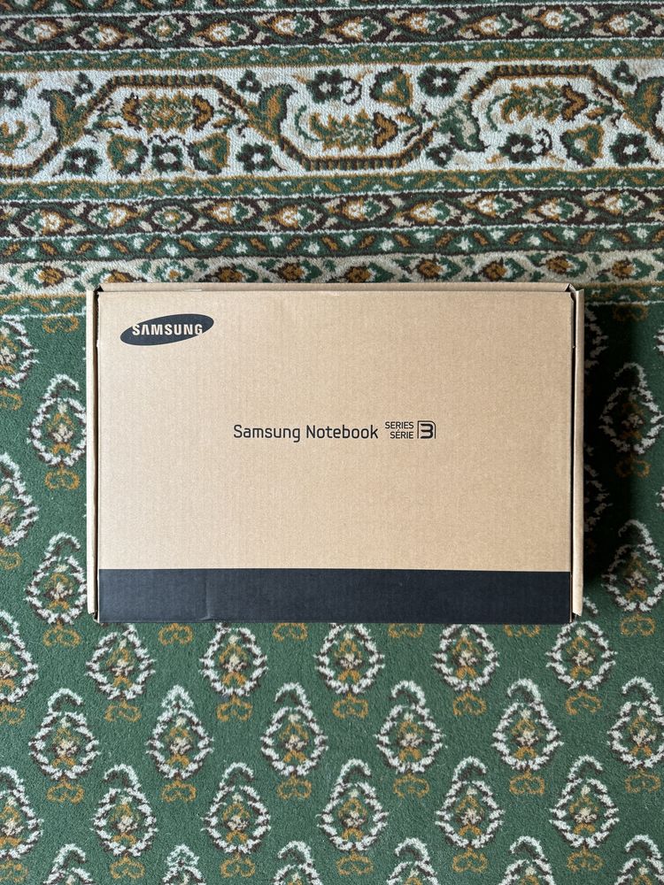 Laptop Samsung E350E5C-SO4PL  15,6” Intel Core i3  750 GB