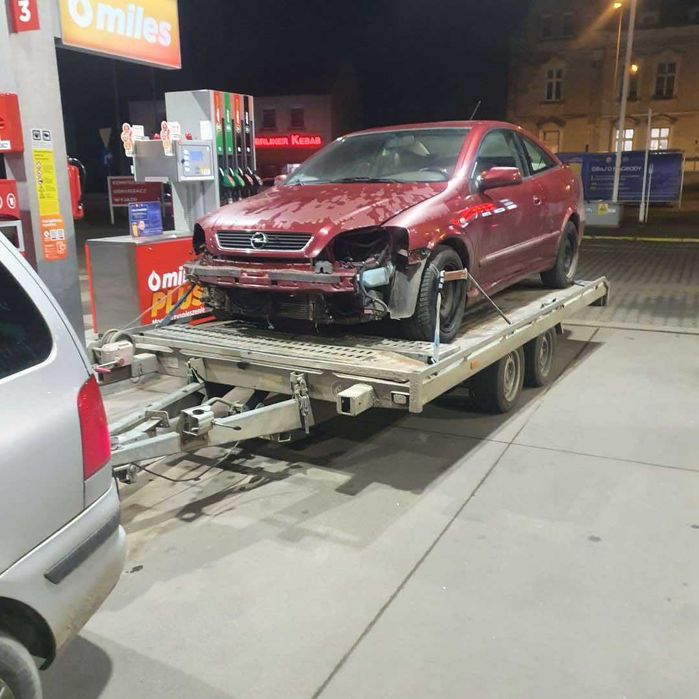 Opel Astra II Bertone coupe 1.8 benzyna 16V wiśniowy Z574 na części