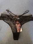 Stringi czarne Hunkemöller