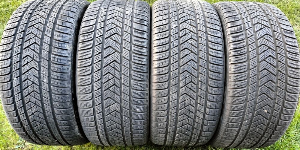 Opony zimowe Pirelli Scorpion Winter 275/35R22 104V M+S