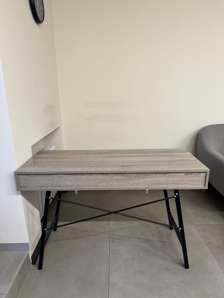 Стіл письмовий ABBETVED 48x120 св.дуб/чорний