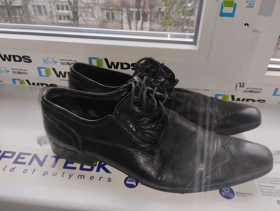 Чоловічі шкіряні туфлі