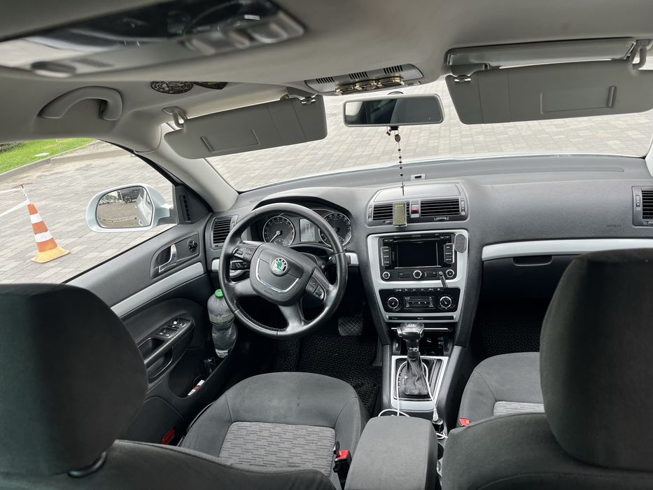 Продам власне аато Шкода Octavia A5