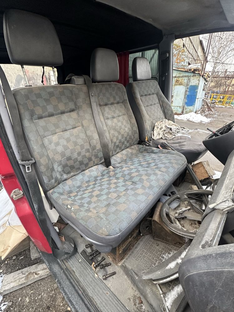 Сиденье с тумбой двойное Mercedes Vito 638 1996-2003
