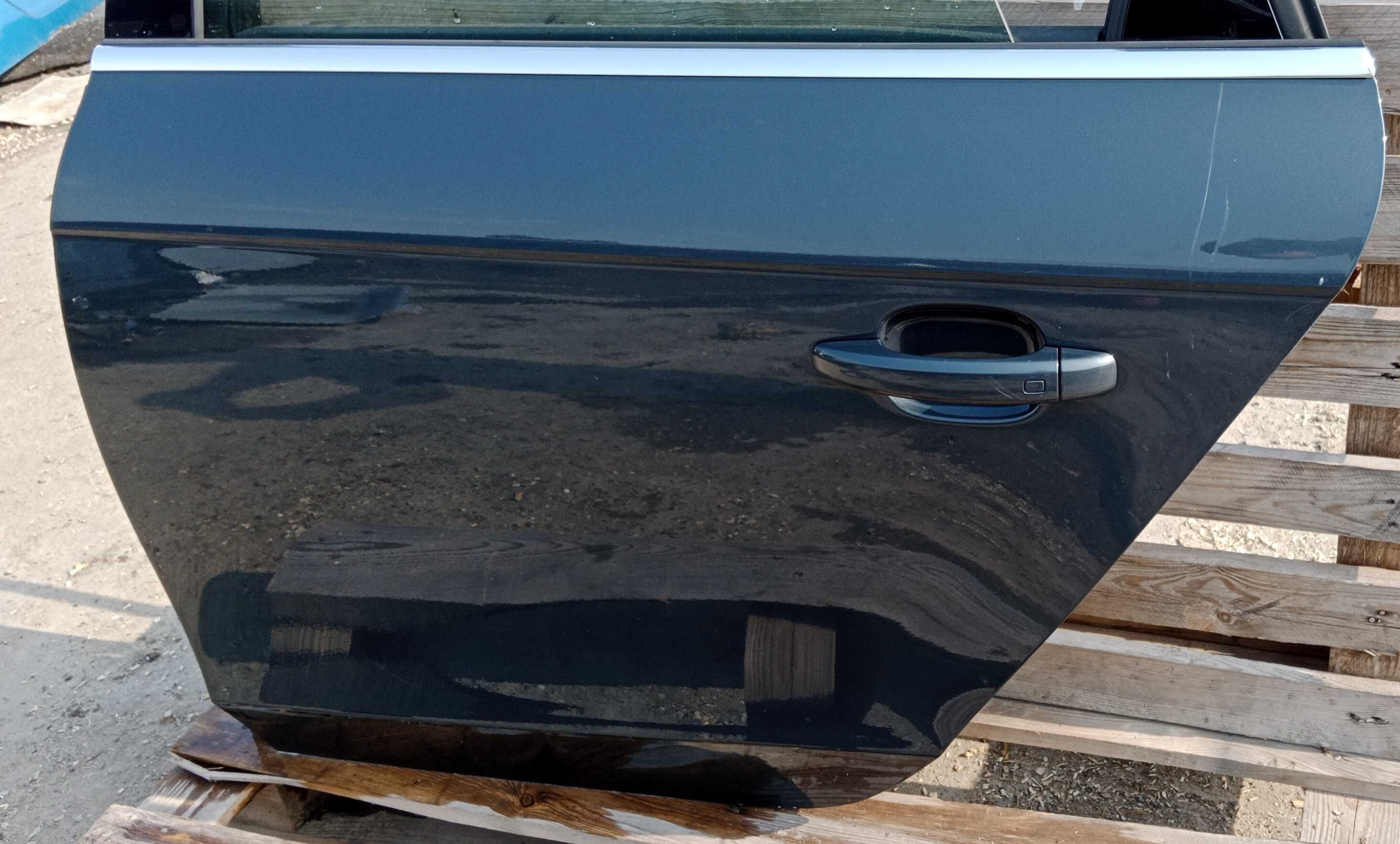 Drzwi Lewe Tył tylne AUDI A4 B8 Avant kombi 10r.