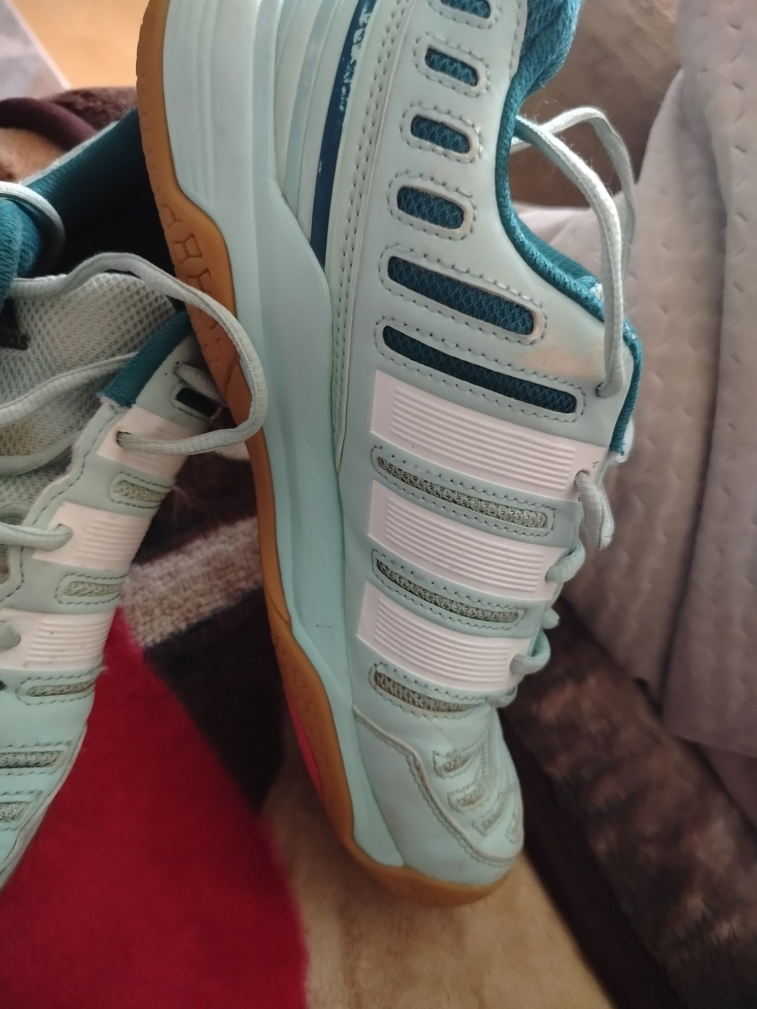 Adidas Court Stabil 11