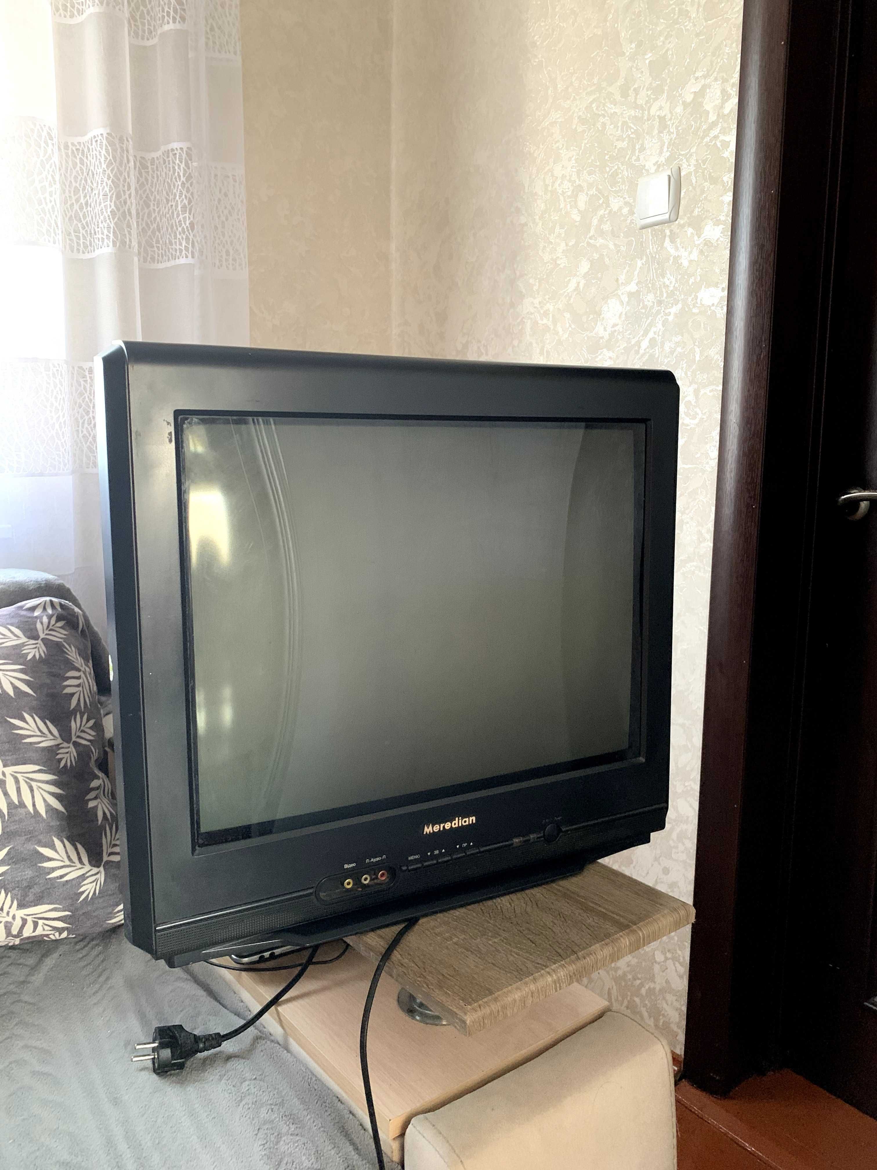 телевізор Meredian в чудовому стані