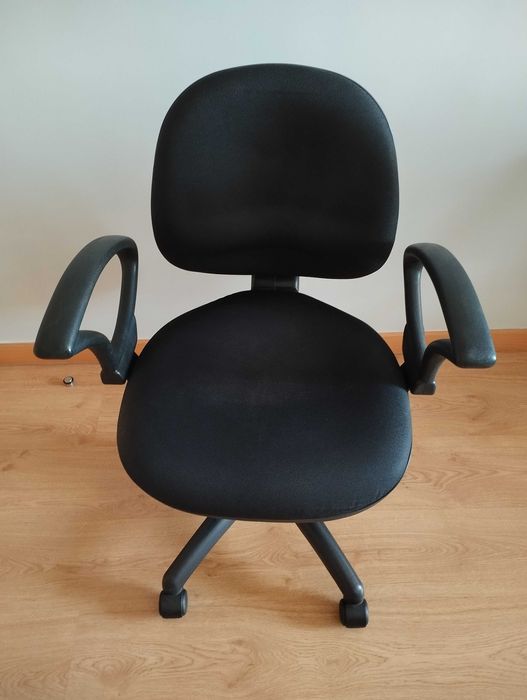 Cadeira de escritório bom estado