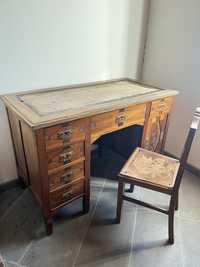 Secretaria antiga, escrivaninha (antiguidade)