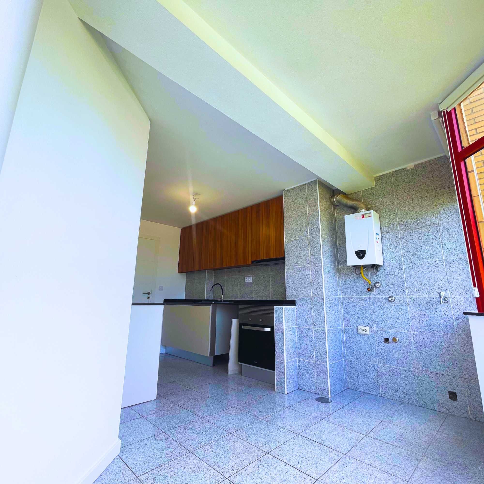 Apartamento T3 Remodelado - Vila Nova Gaia