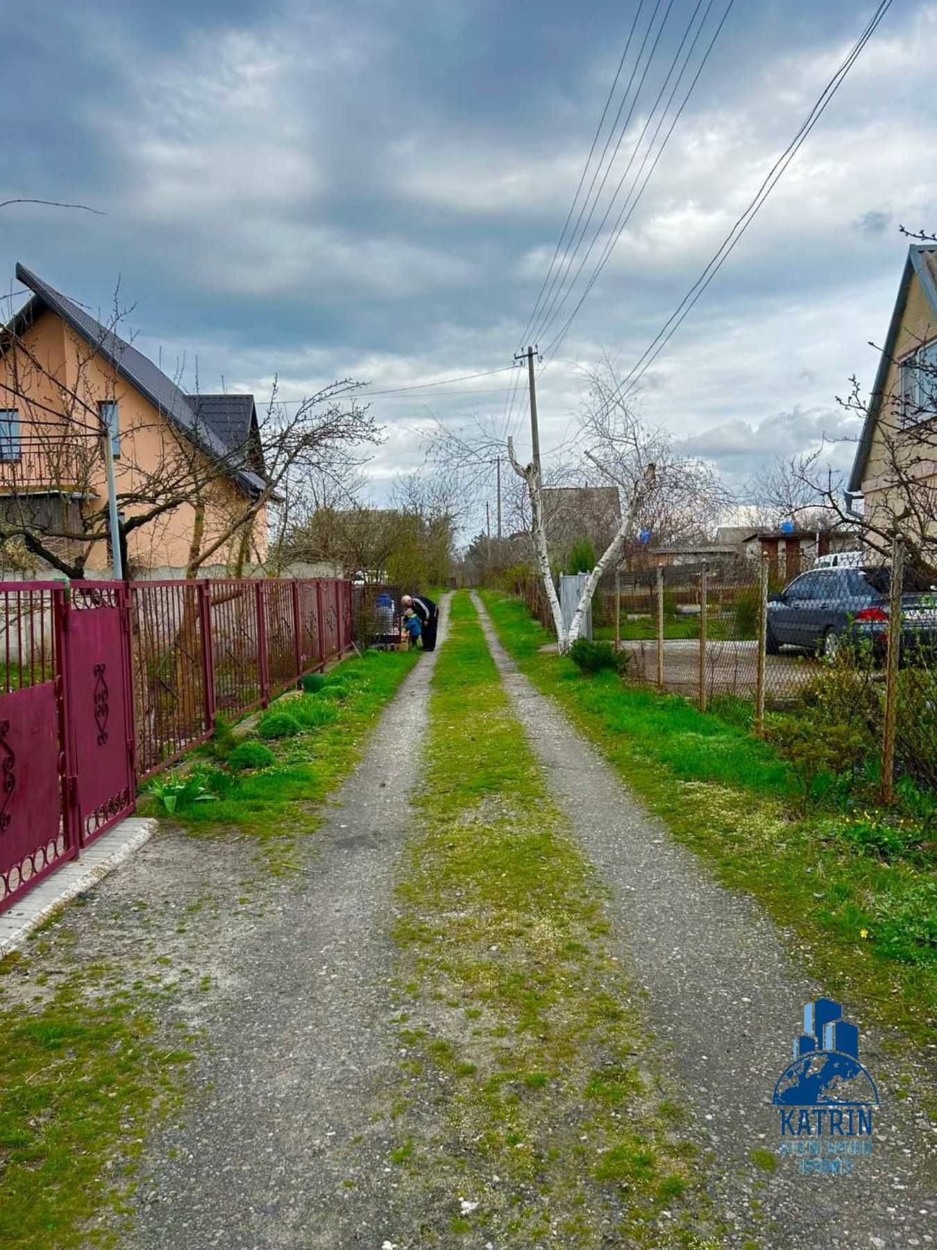 Продам затишну дачу в Партизанському