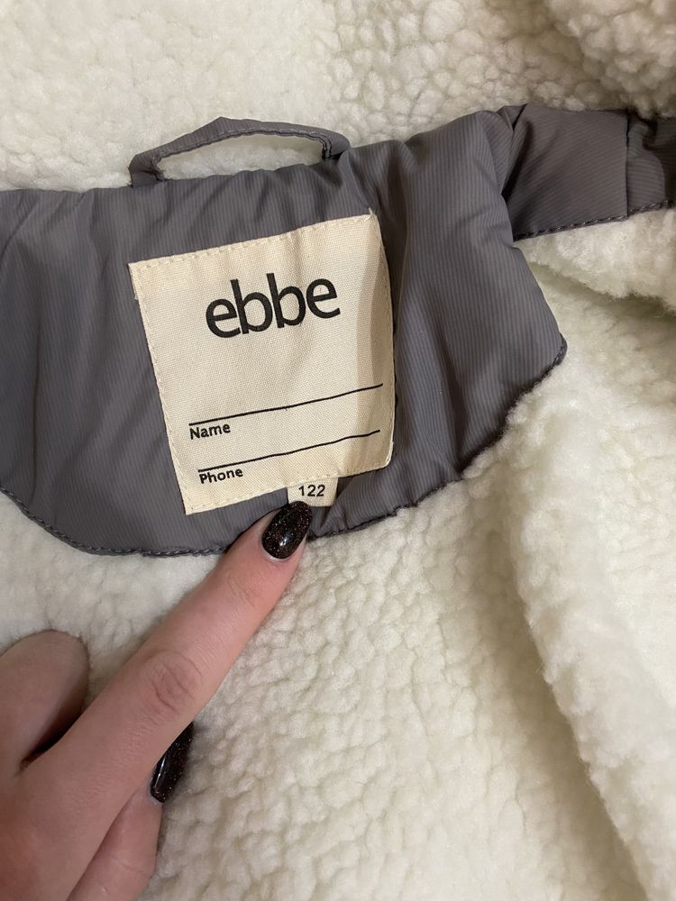 Курточка Ebbe на девочку 122см