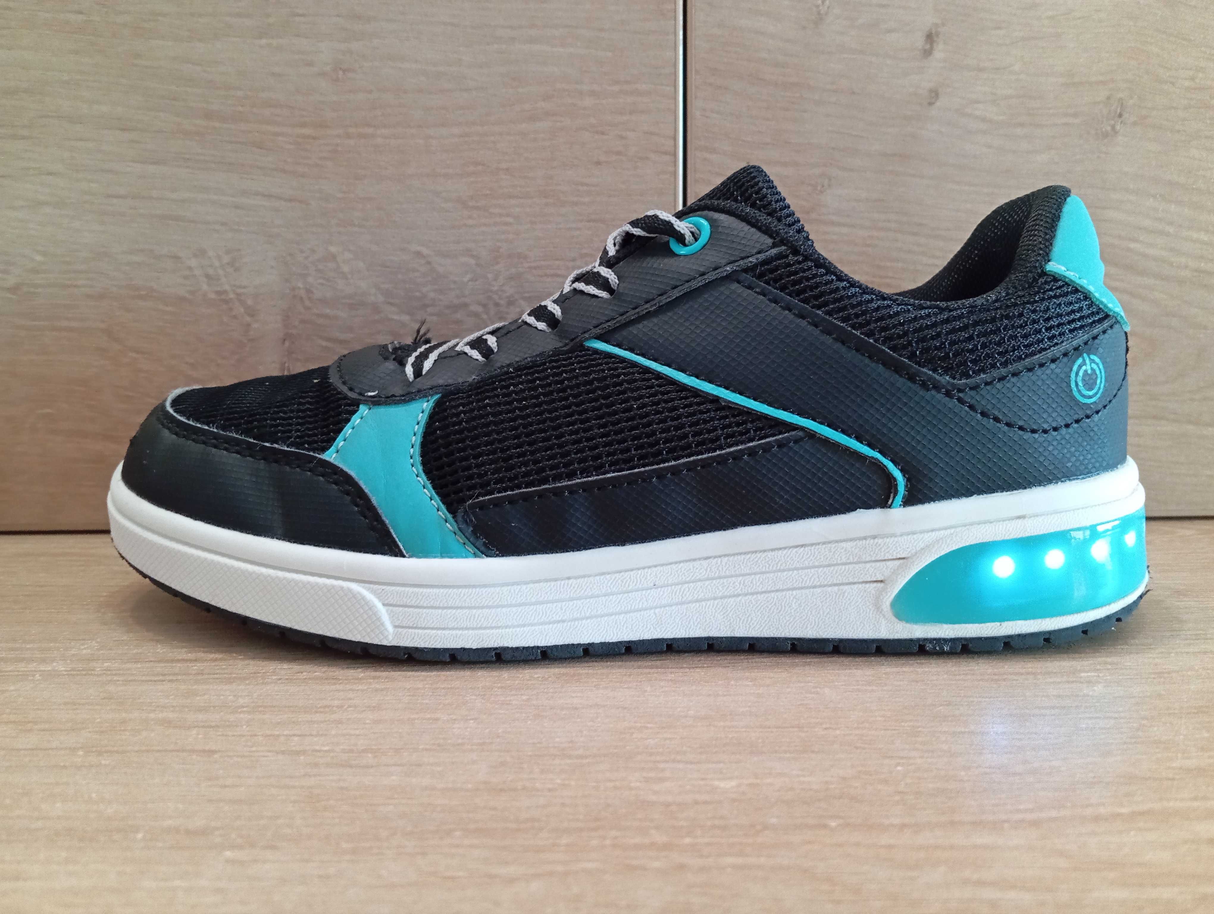 Walk X KIDS Buty Dziecięce z migającymi LED na pięcie Rozm. 33 /20cm