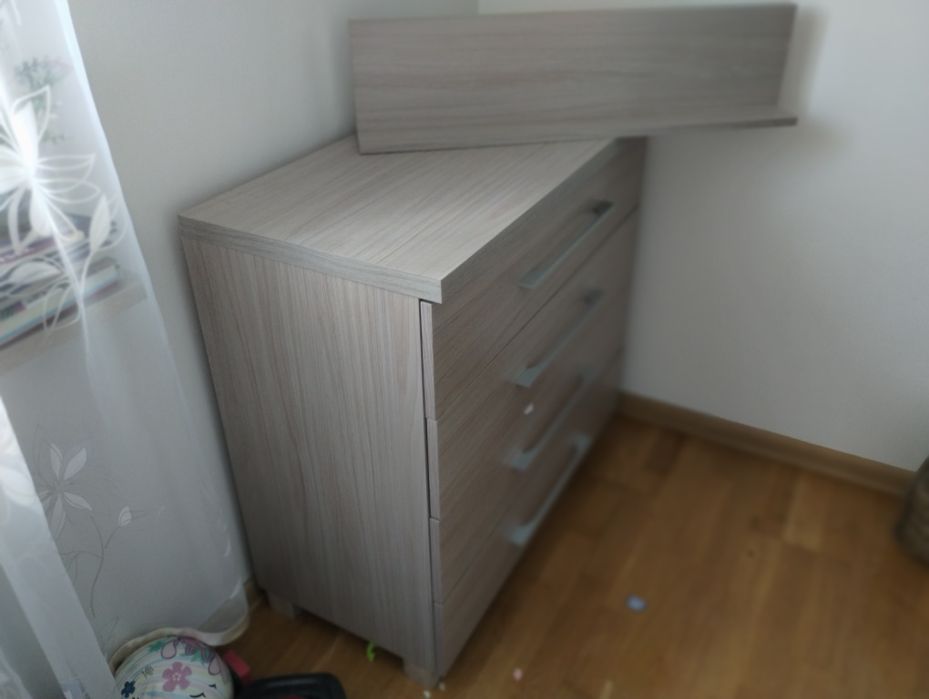Komplet mebli do pokoju