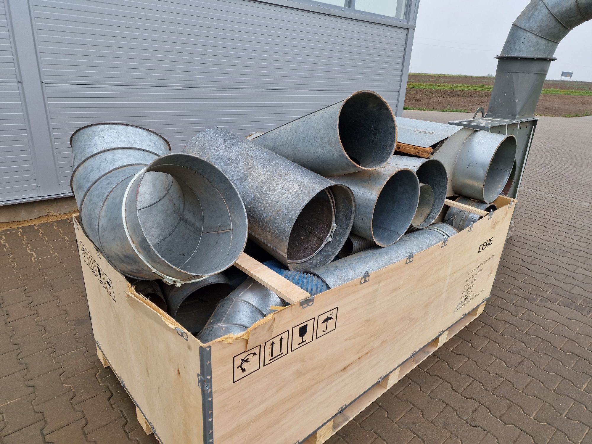 Wentylator do trocin 15kw Schuko odciąg