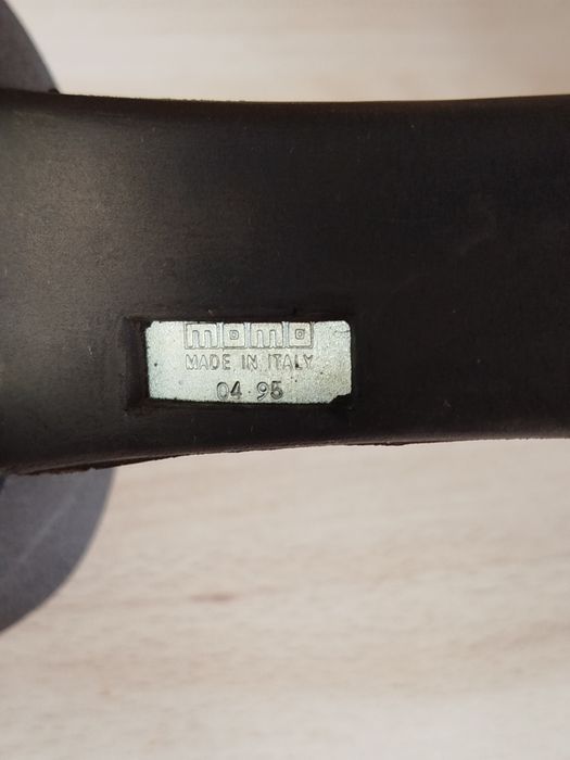 Volante Momo em madeira para Fiat