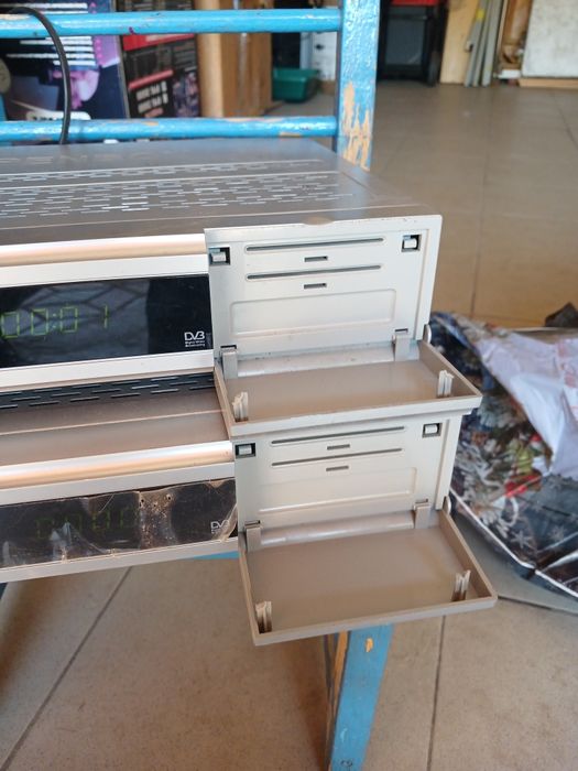 Тюнер для спутника..