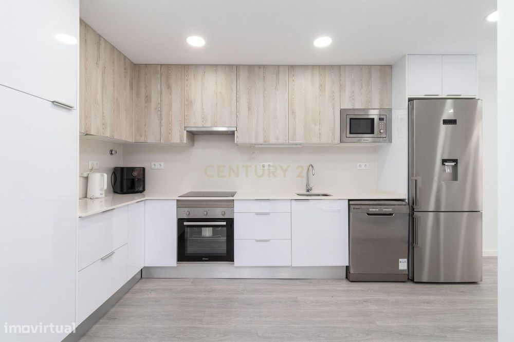 DESTAQUE DA SEMANA — AMORA- Apartamento T2 Totalmente Renovado com Ter