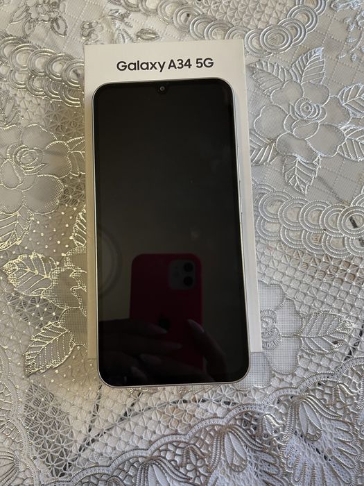 Продам телефон + подарунок Самсунг Galaxy A 34 5 G