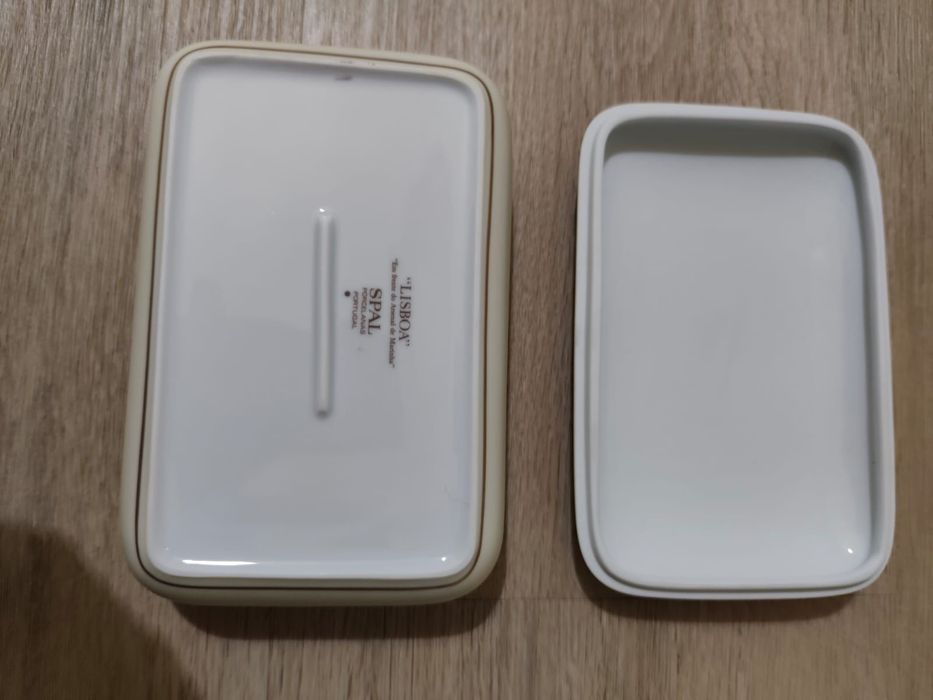 Caixa de porcelana da Spal Lisboa