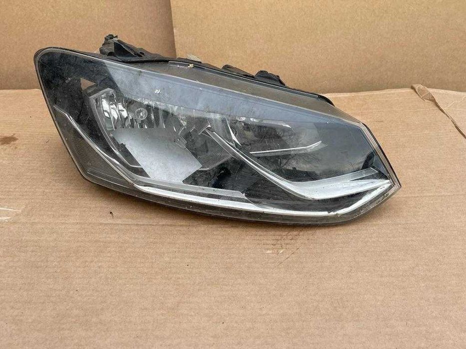 Lampa prawy przód  VW Polo 6c