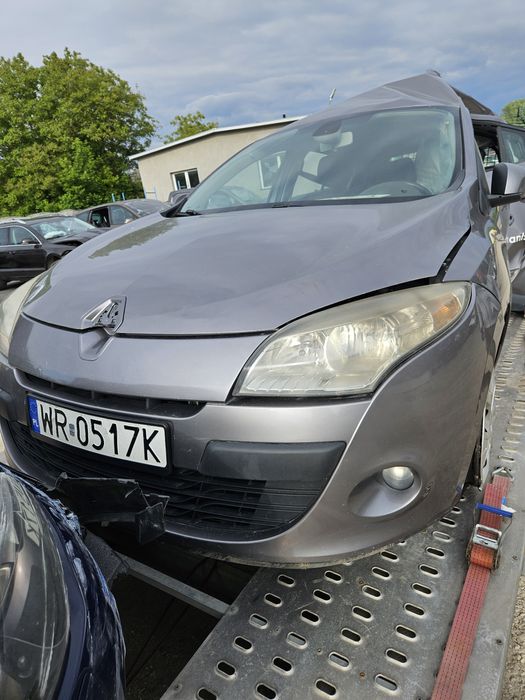 Renault Megane III hb wszystkie części  blotnik klapa lampy zderzak