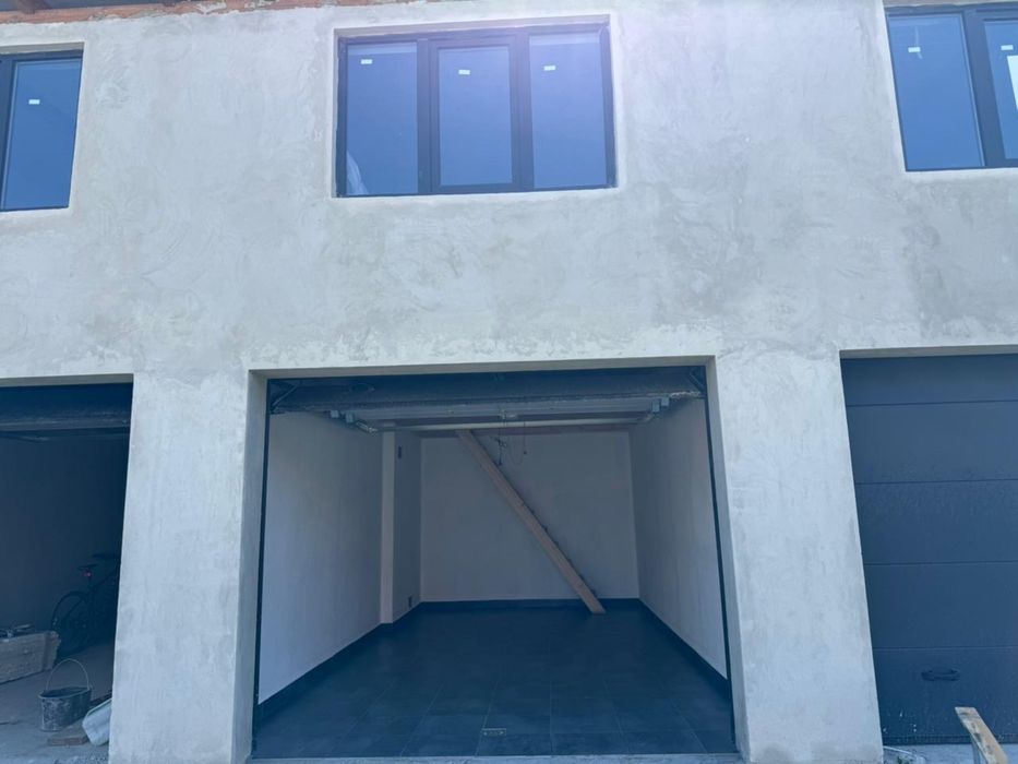 Продаються гаражі