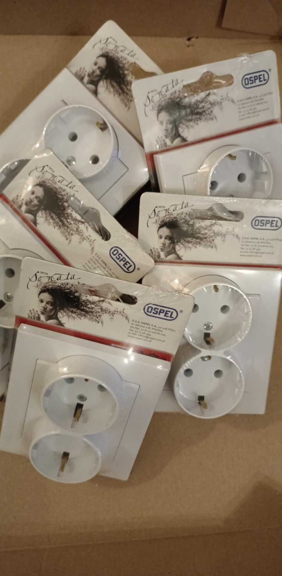 Gniazdo podw. z uziem. Schuko kompletne Biały połys -GP-2RS/00 Sonata