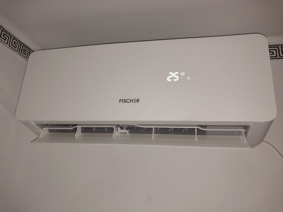 Продам кондиціонер з комплектом монтажу