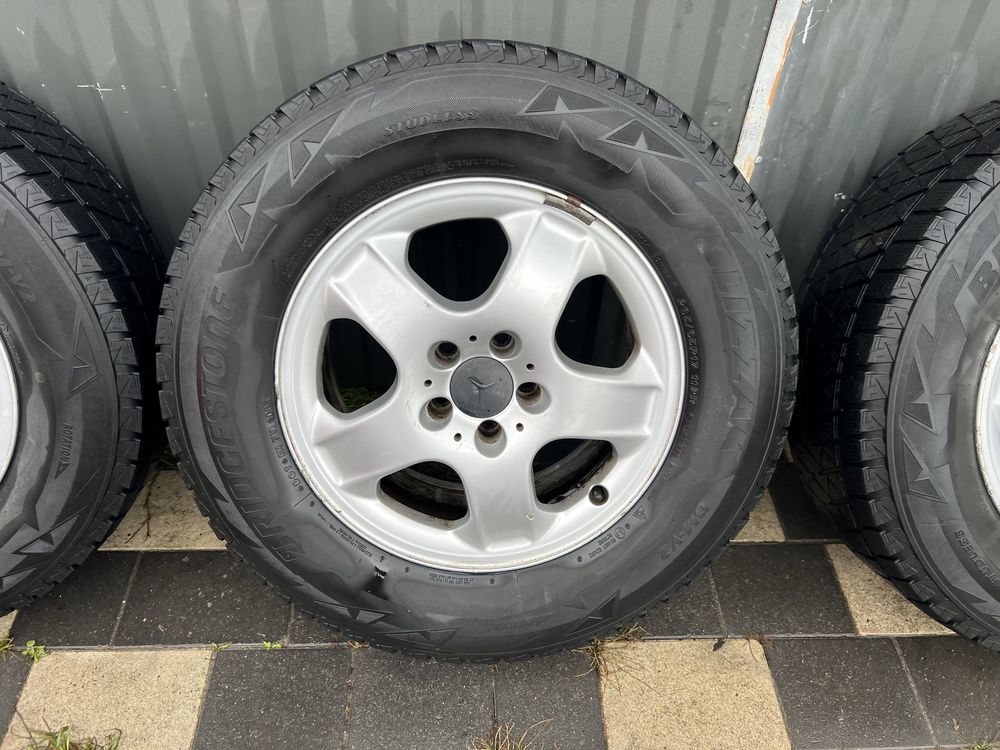 Диск R17 з шинами 265/65 bridgestone