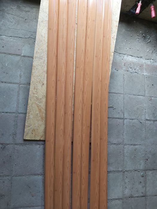 Плинтус Cezar пластиковый новый остаток