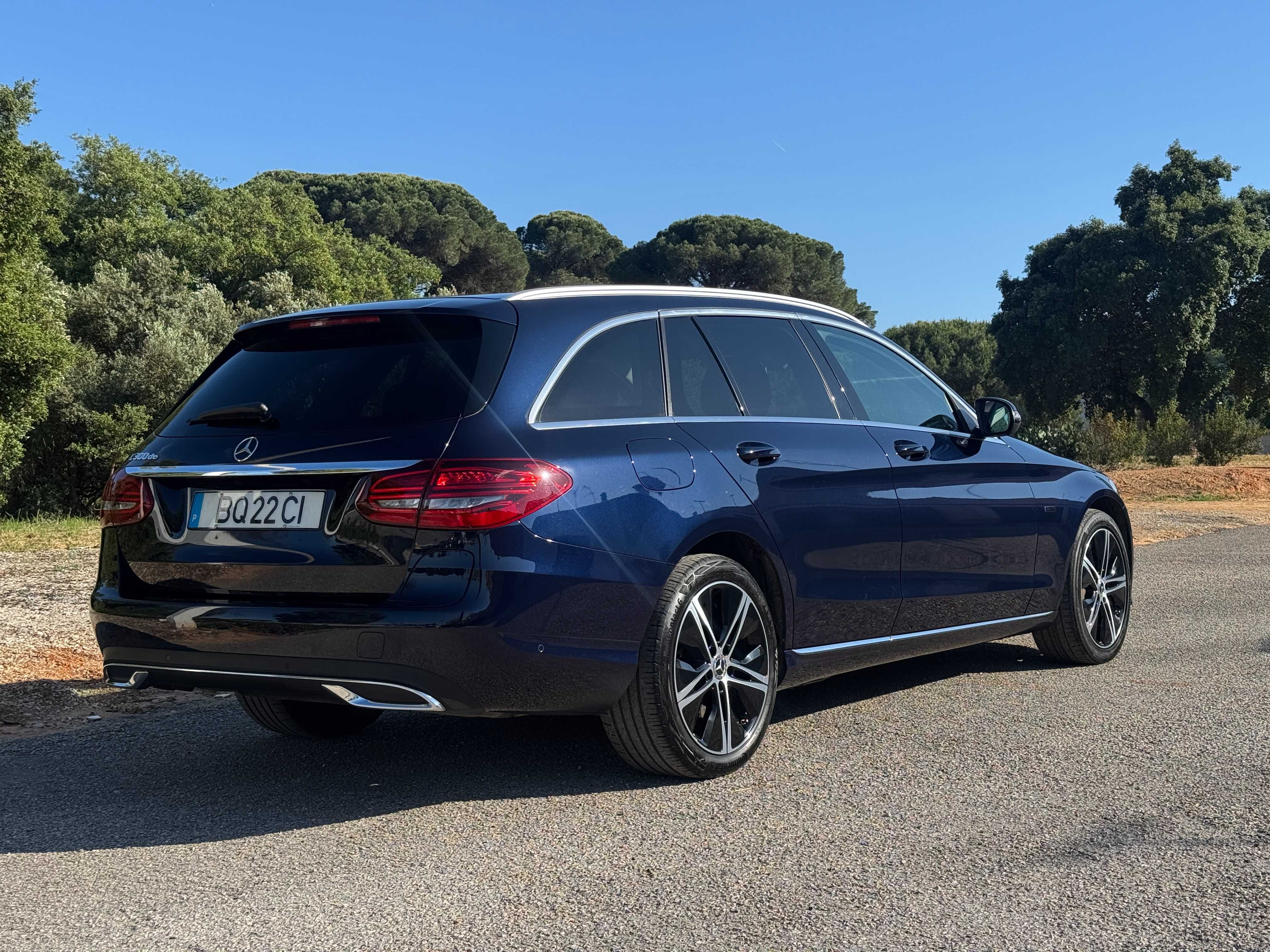 Mercedes Benz C300 de *Todas as revisões feitas na marca*
