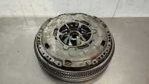 VOLANTE BIMASSA COM EMBRAIAGEM VOLKSWAGEN GOLF V  / SEAT LEON  / AUDI A3 1.9TDI 105CV
