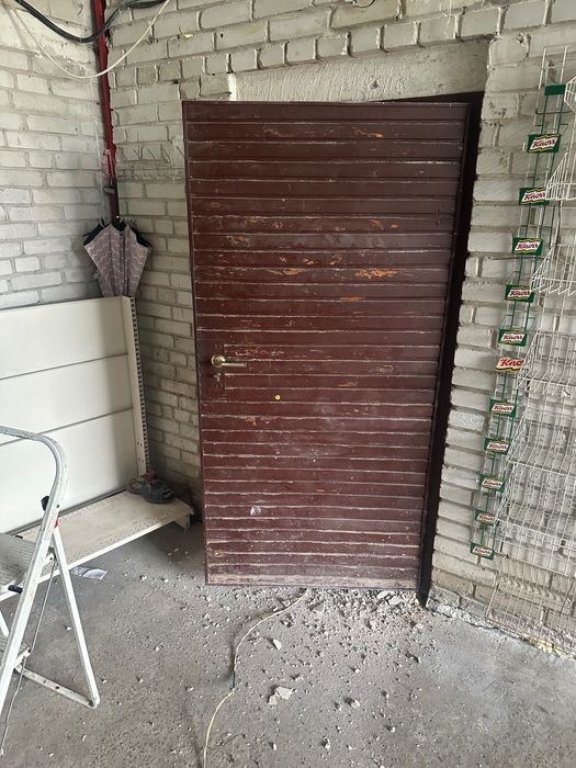 Двері залізні технічні радянські 192х95 + рама