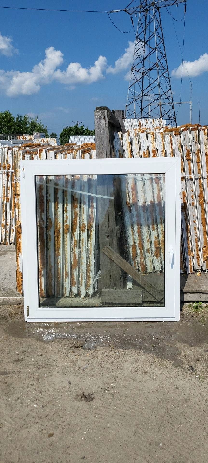 OKNA Używane 130X135 OKNO KacprzaK Plastikowe PCV Lider Okna
OLX