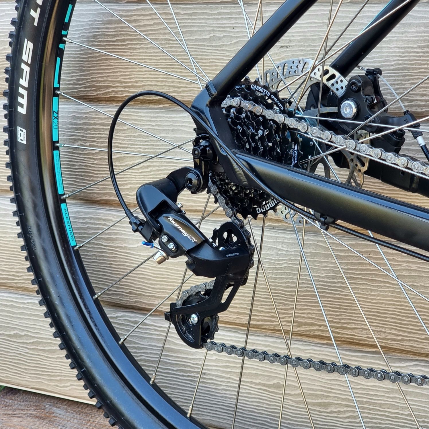 Вилка 100mm Shimano Гальма DISC  Німеччина 
29 CUBE ACCESS HPA Вилка
