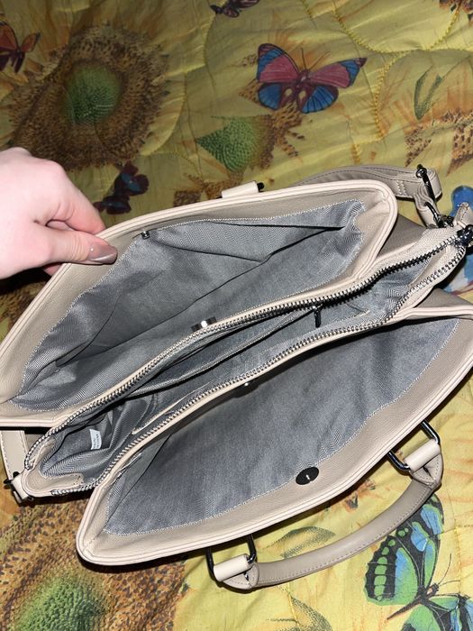 Бежева сумка-тоут