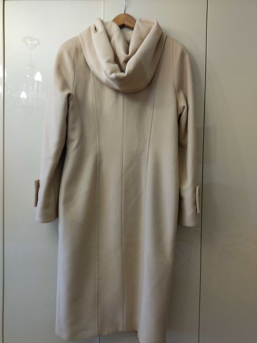 Пальто кашемирове з капюшоном , Італія, бренд,  дуже гарний стан