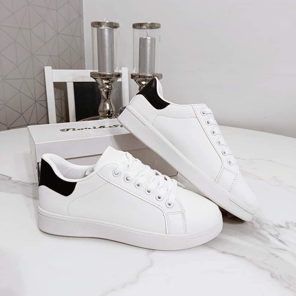 Białe adidasy snakersy buty sportowe damskie trampki
