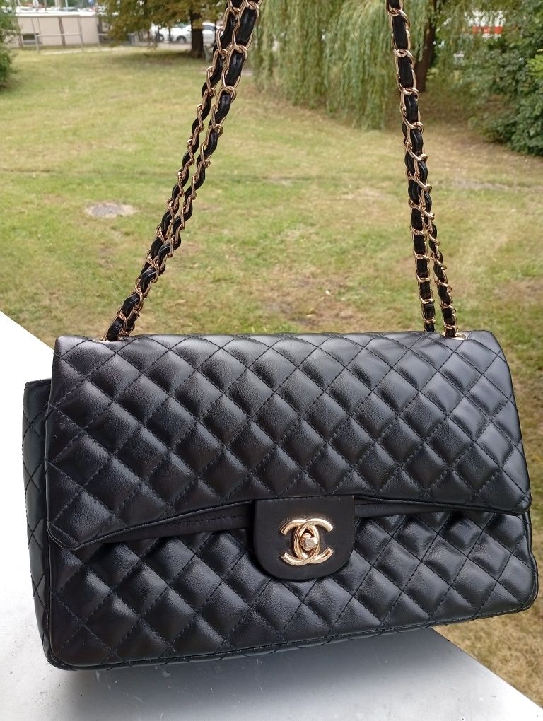 Chanel duża torebka jak nowe top jakość materiałów