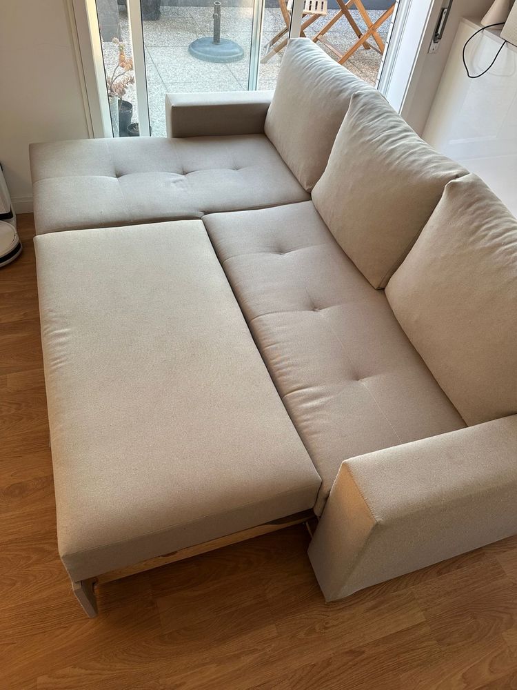 Sofá com chaise-long e cama – 2,20m