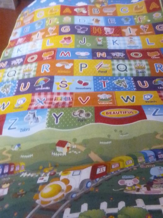 Дитячий килимок.